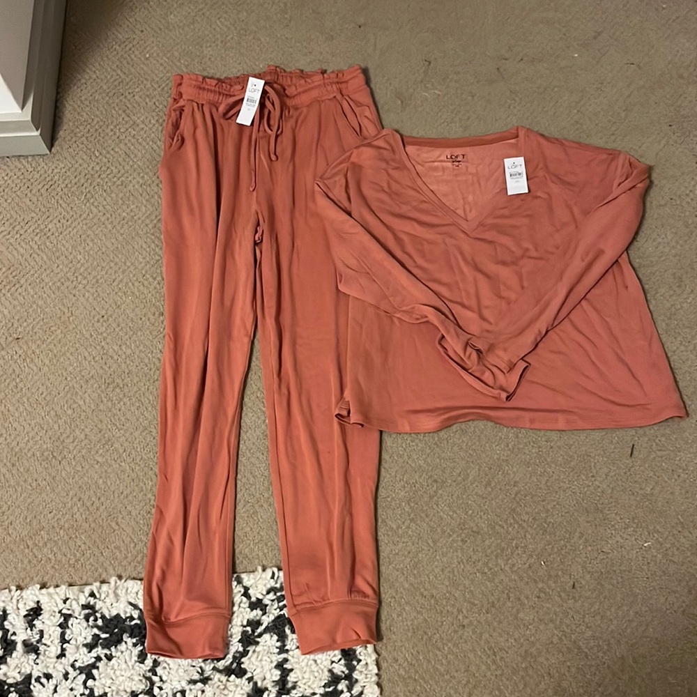 NWT LOFT sleep jogger and tee pajama set